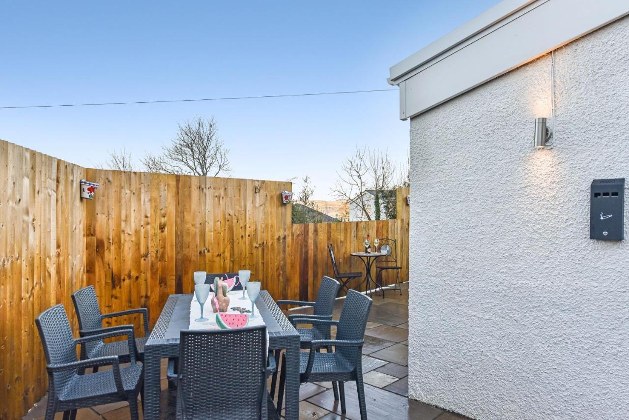 La Cantera Merthyr Tydfil Exterior photo